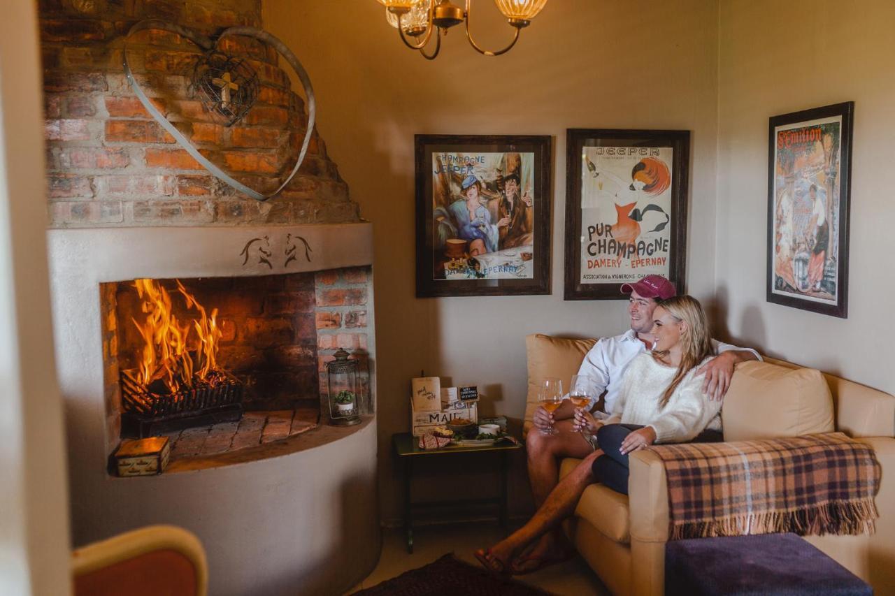Courchevel Cottages Franschhoek Bagian luar foto